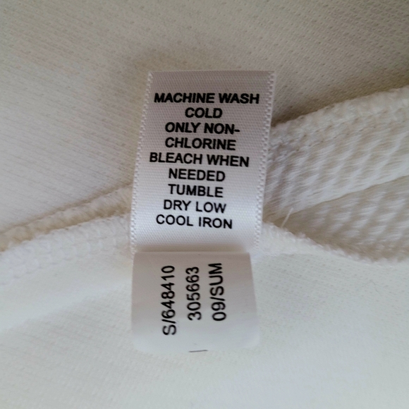 NWOT Banana Republic Ivory Pique Sleeveless Sheath Dress sz 12P  - Picture 10 of 10